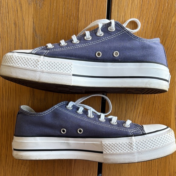 Converse Classic Blue and White Platform Sneakers - Picture 7 of 8